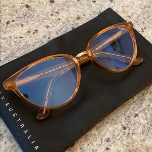 Quay cat eye blue light blocking glasses